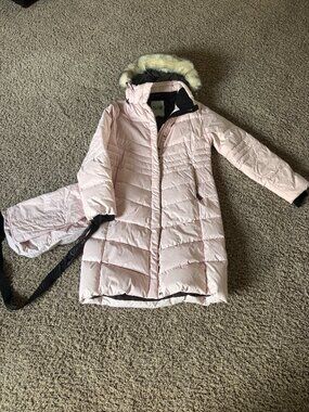 Lole light pink winter coat, comes with a matching cross body bag